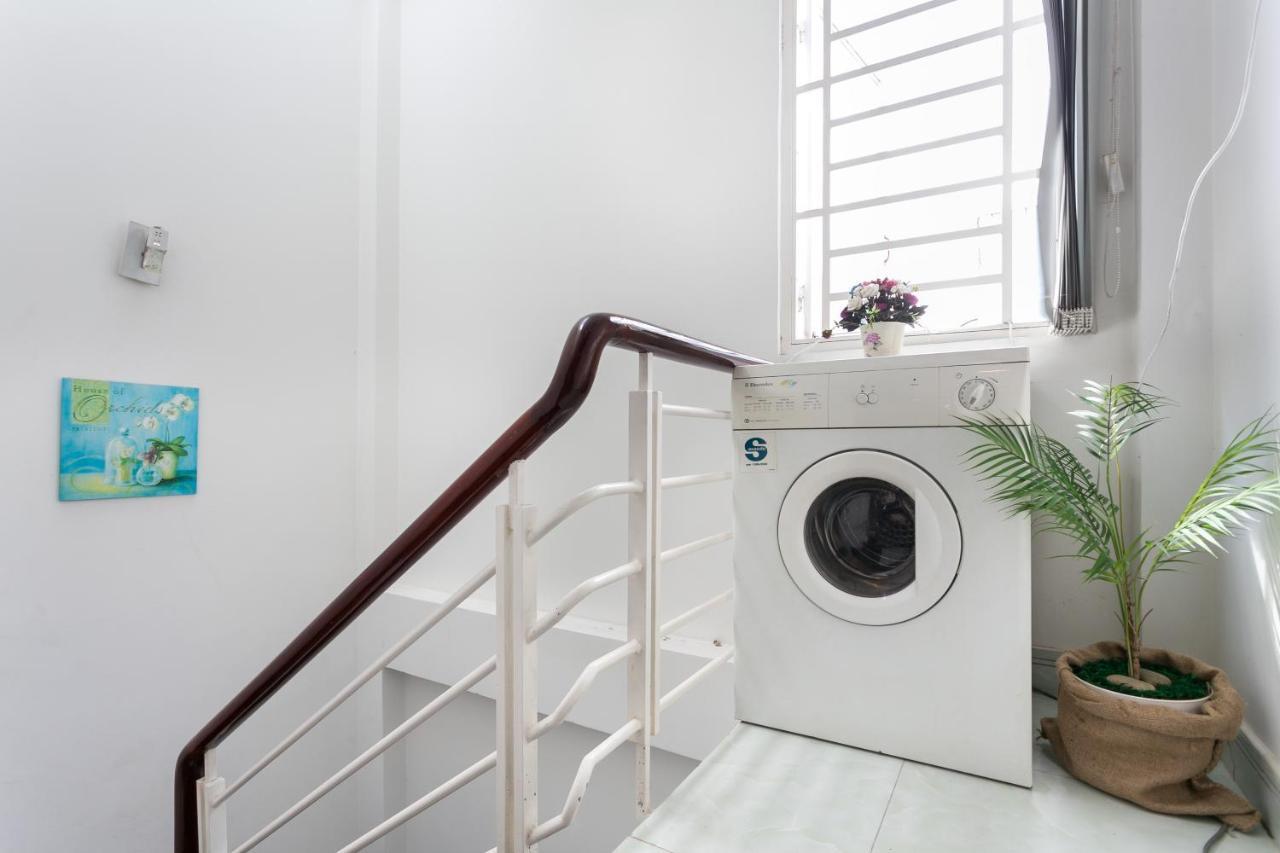 Qcub1 Homestay Thành Pho Ho Chí Minh Esterno foto