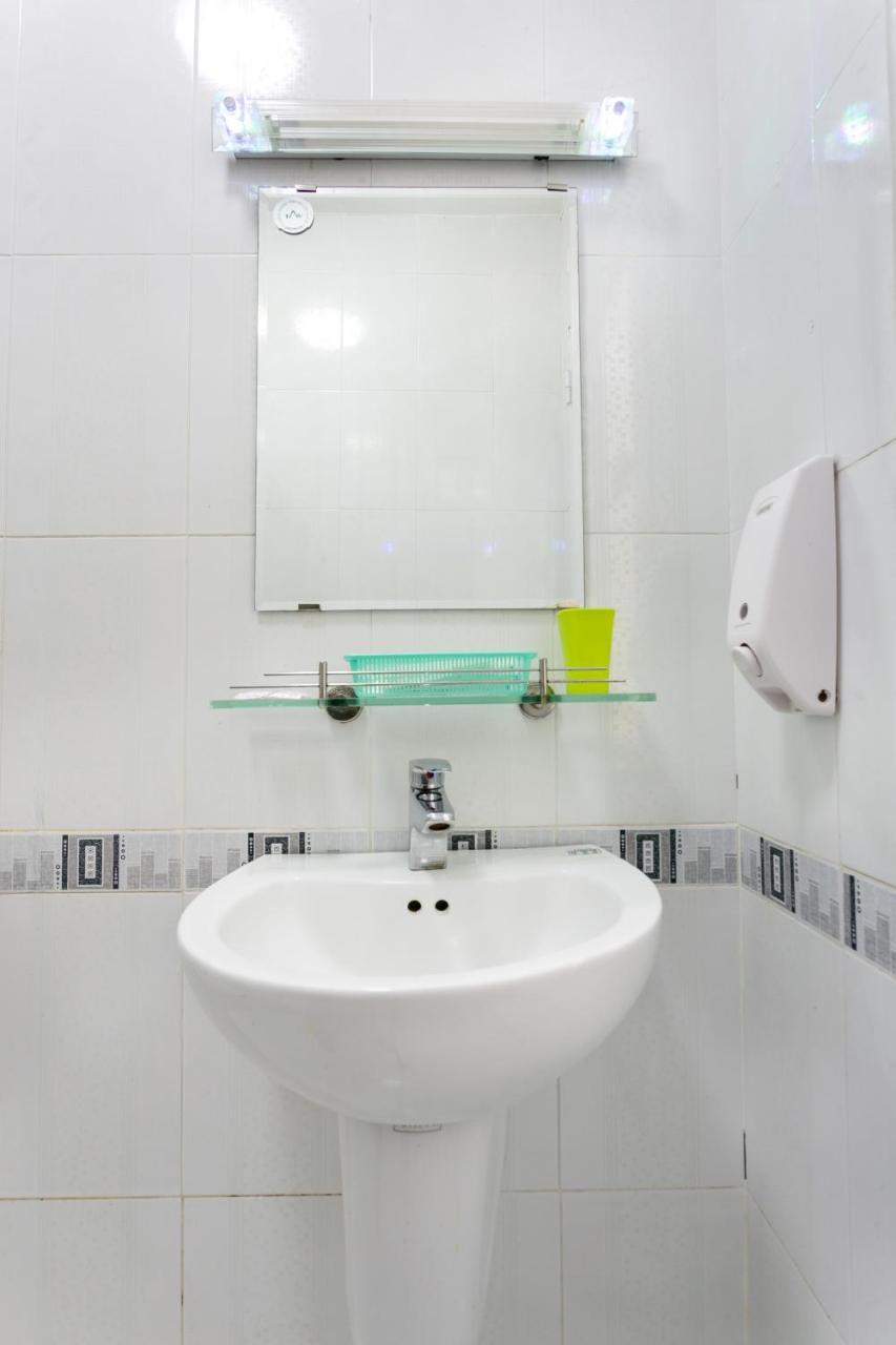 Qcub1 Homestay Thành Pho Ho Chí Minh Esterno foto